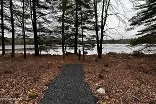 125 Achill Ln, Dingmans Ferry, PA 18328 - Photo 69