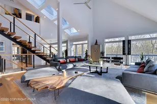 125 Achill Ln, Dingmans Ferry, PA 18328 - Photo 13