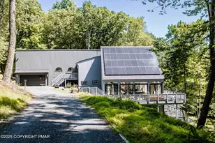 125 Achill Ln, Dingmans Ferry, PA 18328 - Photo 65