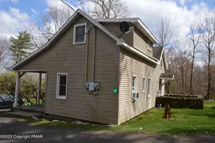 211 Trillium Way, Mount Pocono, PA 18344 - Photo 3