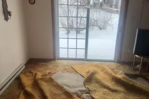 1045 Lincoln Ave, Nanticoke, PA 18634 - Photo 3