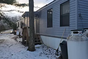 145 Gold Ln, Stroudsburg, PA 18360 - Photo 7