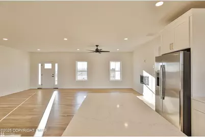  464 Long Lane Road, Walnutport, PA 18088 - Photo 17