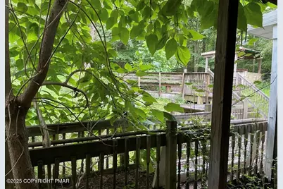  410 Hunters Farm Road, Henryville, PA 18332 - Photo 3