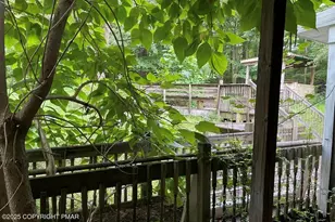 410 Hunters Farm Rd, Henryville, PA 18332 - Photo 3