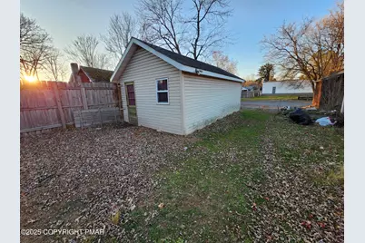  166 Lenox Avenue, East Stroudsburg, PA 18301 - Photo 21