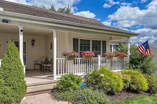 317 Golden Oaks Dr, White Haven, PA 18661 - Photo 3