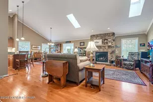 317 Golden Oaks Dr, White Haven, PA 18661 - Photo 11