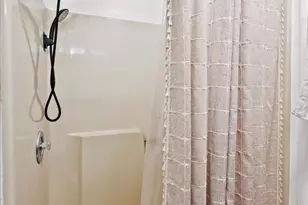 134 Oakenshield Dr, Tamiment, PA 18371 - Photo 25