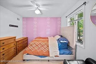 134 Oakenshield Dr, Tamiment, PA 18371 - Photo 21