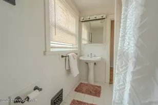 1124 Club Ave, Allentown, PA 18109 - Photo 35