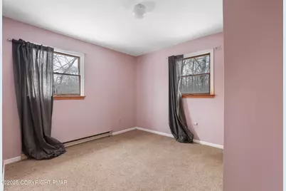  765 Country Place Drive, Tobyhanna, PA 18466 - Photo 15