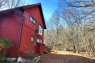 6298 Decker Rd, Bushkill, PA 18324 - Photo 35