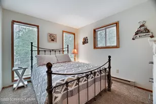 2041 Candlewood Dr, East Stroudsburg, PA 18301 - Photo 21