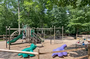 2041 Candlewood Dr, East Stroudsburg, PA 18301 - Photo 39