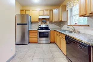 2787 Pocono Cir, Bartonsville, PA 18321 - Photo 23