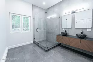 5806 Decker Rd, Bushkill, PA 18324 - Photo 43