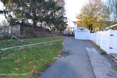  639 George Street, Pen Argyl, PA 18072 - Photo 5