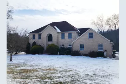  602 Little Mayfair Court, Stroudsburg, PA 18360 - Photo 1