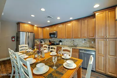  12 Beachwood Court, Lake Harmony, PA 18624 - Photo 11