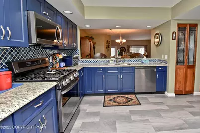  103 Franklin Court, Bethlehem, PA 18020 - Photo 13