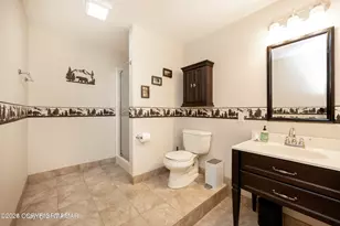 1212 Acacia Dr, Hawley, PA 18428 - Photo 39