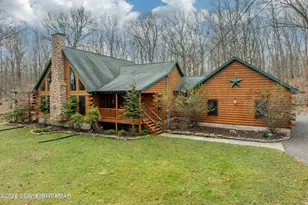 1212 Acacia Dr, Hawley, PA 18428 - Photo 1