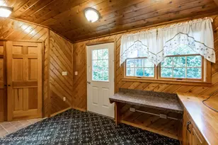 11 E Front St, Jim Thorpe, PA 18229 - Photo 33