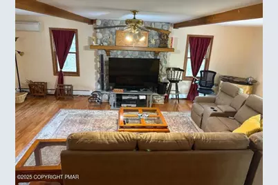  893 Millcreek Road, Newfoundland, PA 18445 - Photo 7