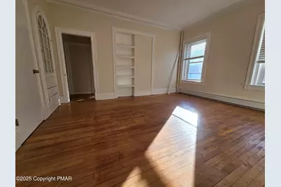 584 Main Street, Apt. 1, Stroudsburg, PA 18360 - Photo 9