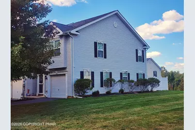  701 Trout Creek Lane, Allentown, PA 18103 - Photo 7