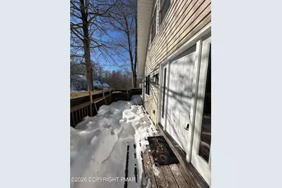  838 Country Place Drive, Tobyhanna, PA 18466 - Photo 5