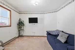 75 Hilltop Cir, East Stroudsburg, PA 18302 - Photo 15