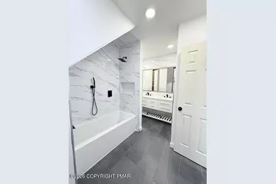  128 Gabrielle Lane, Dingmans Ferry, PA 18328 - Photo 31