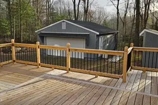 128 Gabrielle Ln, Dingmans Ferry, PA 18328 - Photo 3