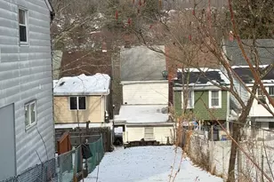 226 W Ridge St, Coaldale, PA 18218 - Photo 3