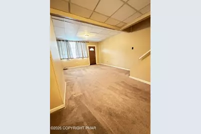  226 W Ridge Street, Coaldale, PA 18218 - Photo 7