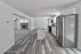7115 Glouster Rd, Tobyhanna, PA 18466 - Photo 9