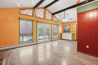 401 Clearview Drive, Long Pond, PA 18334 - Photo 9