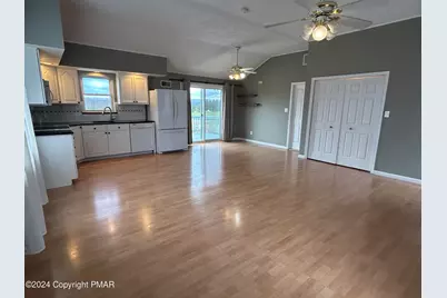  204 Bittenbender Drive, Saylorsburg, PA 18353 - Photo 5