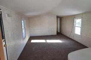 22 Jane St, Stroudsburg, PA 18360 - Photo 3