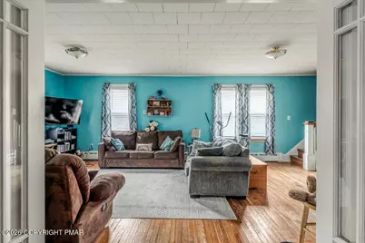  136 Saint George Street, Lewisburg, PA 17837 - Photo 7