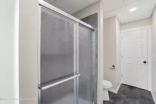 809 Monroe St, Stroudsburg, PA 18360 - Photo 35