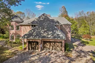 441 Hidden Lake Dr, East Stroudsburg, PA 18302 - Photo 3