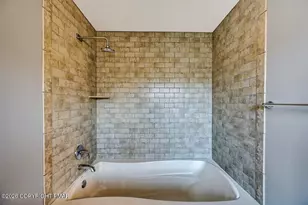 1013 Bear Swamp Rd, East Stroudsburg, PA 18302 - Photo 29