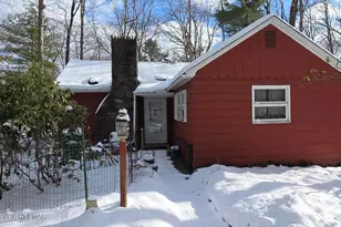 775 White Oak Rd, Cresco, PA 18326 - Photo 3