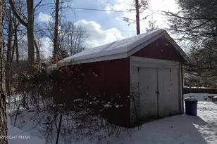 775 White Oak Rd, Cresco, PA 18326 - Photo 5