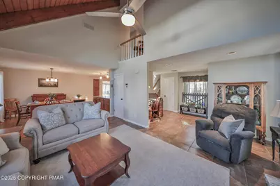  319 W Windsor Road, Saylorsburg, PA 18353 - Photo 15