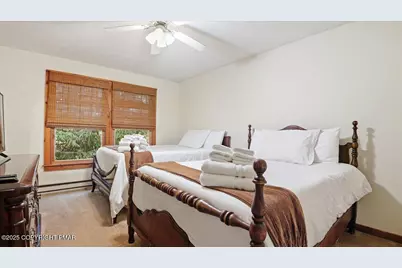  412 Hickory Drive, Tannersville, PA 18372 - Photo 23