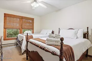 412 Hickory Dr, Tannersville, PA 18372 - Photo 23